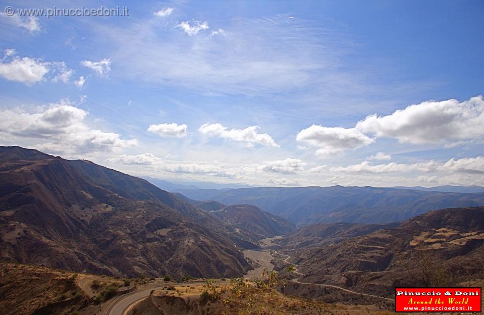 BOLIVIA 2 - Sulla strada per Sucre - 3.jpg